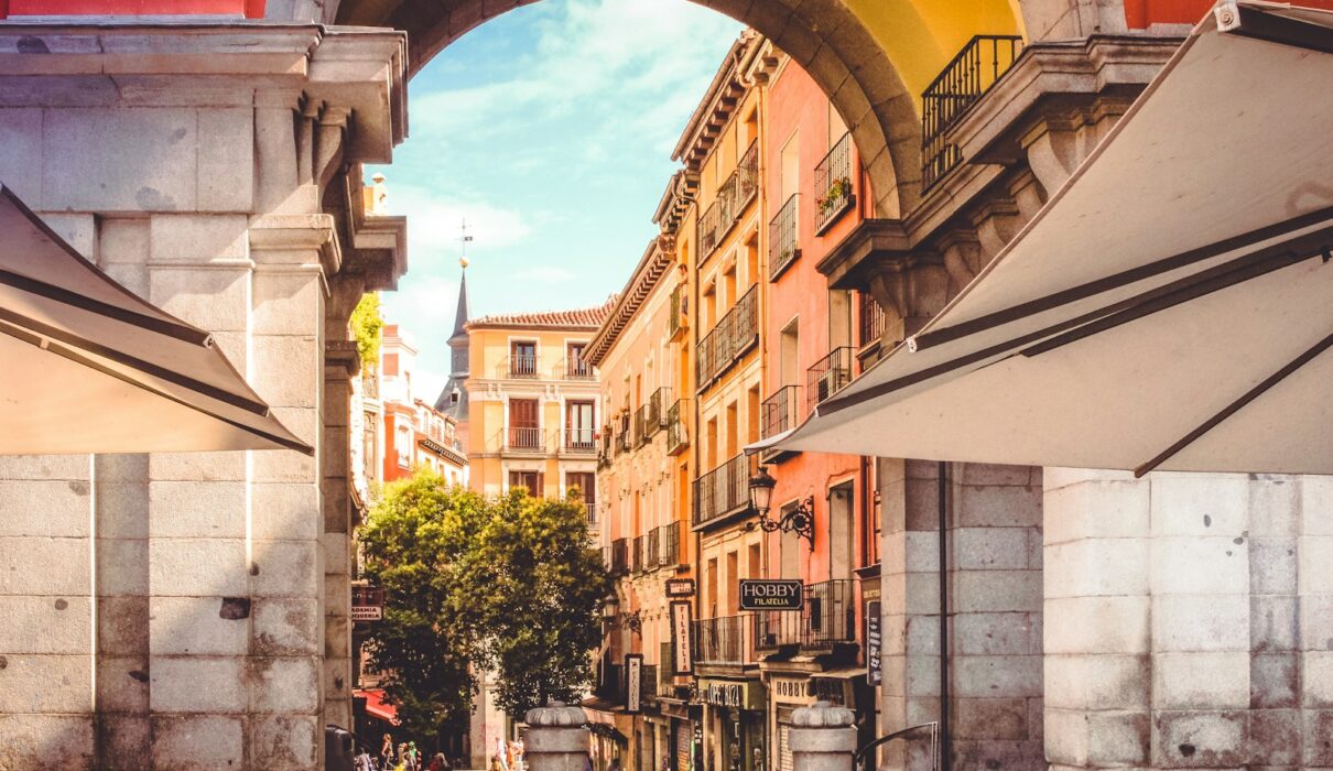 Where to Get Weed in Valencia Online